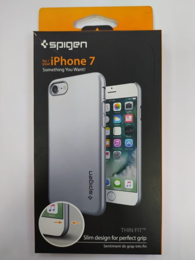 Клип-кейс Spigen для i-Phone 7 Thin Fit  042CS20733 серебристый
